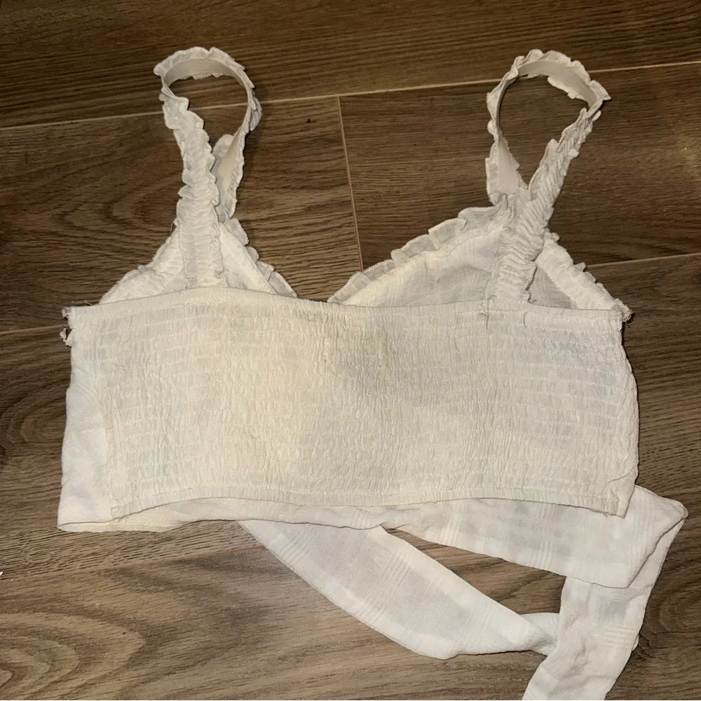 Princess Polly Tie Crop Top - Picture 5 of 5